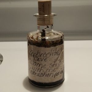 "Aphrodite's", attraction oil/ potion( please read)